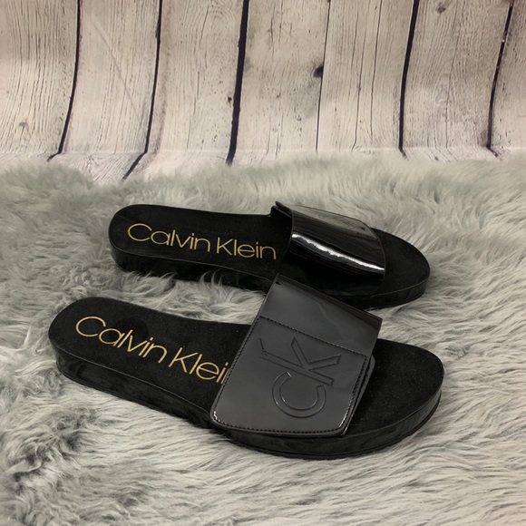 calvin klein women's marlina flat sandal